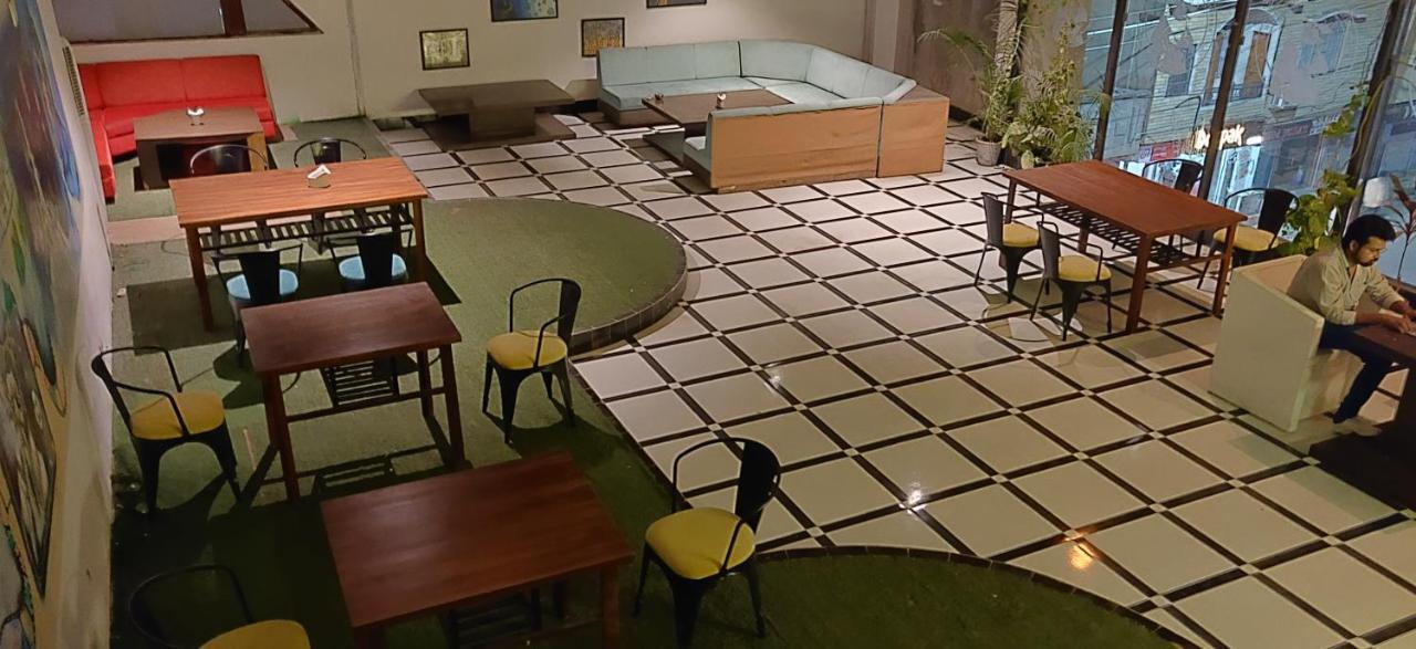 Hotel Vip Ουνταϊπούρ Εξωτερικό φωτογραφία