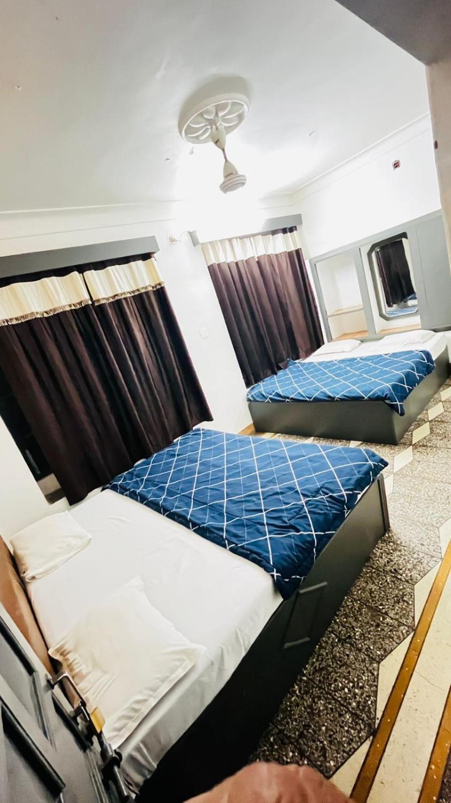 Hotel Vip Ουνταϊπούρ Εξωτερικό φωτογραφία