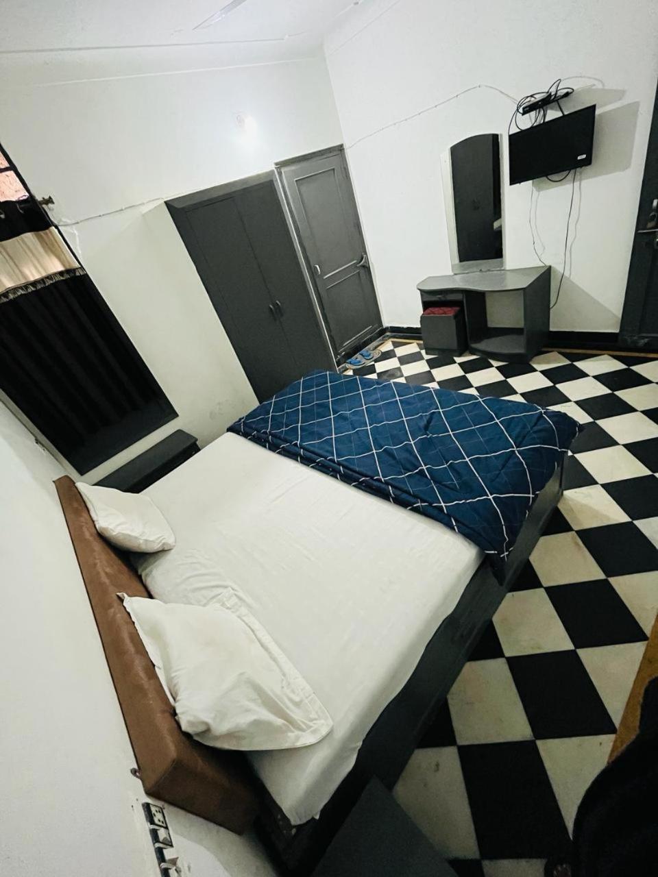 Hotel Vip Ουνταϊπούρ Εξωτερικό φωτογραφία